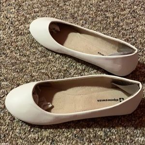White flats